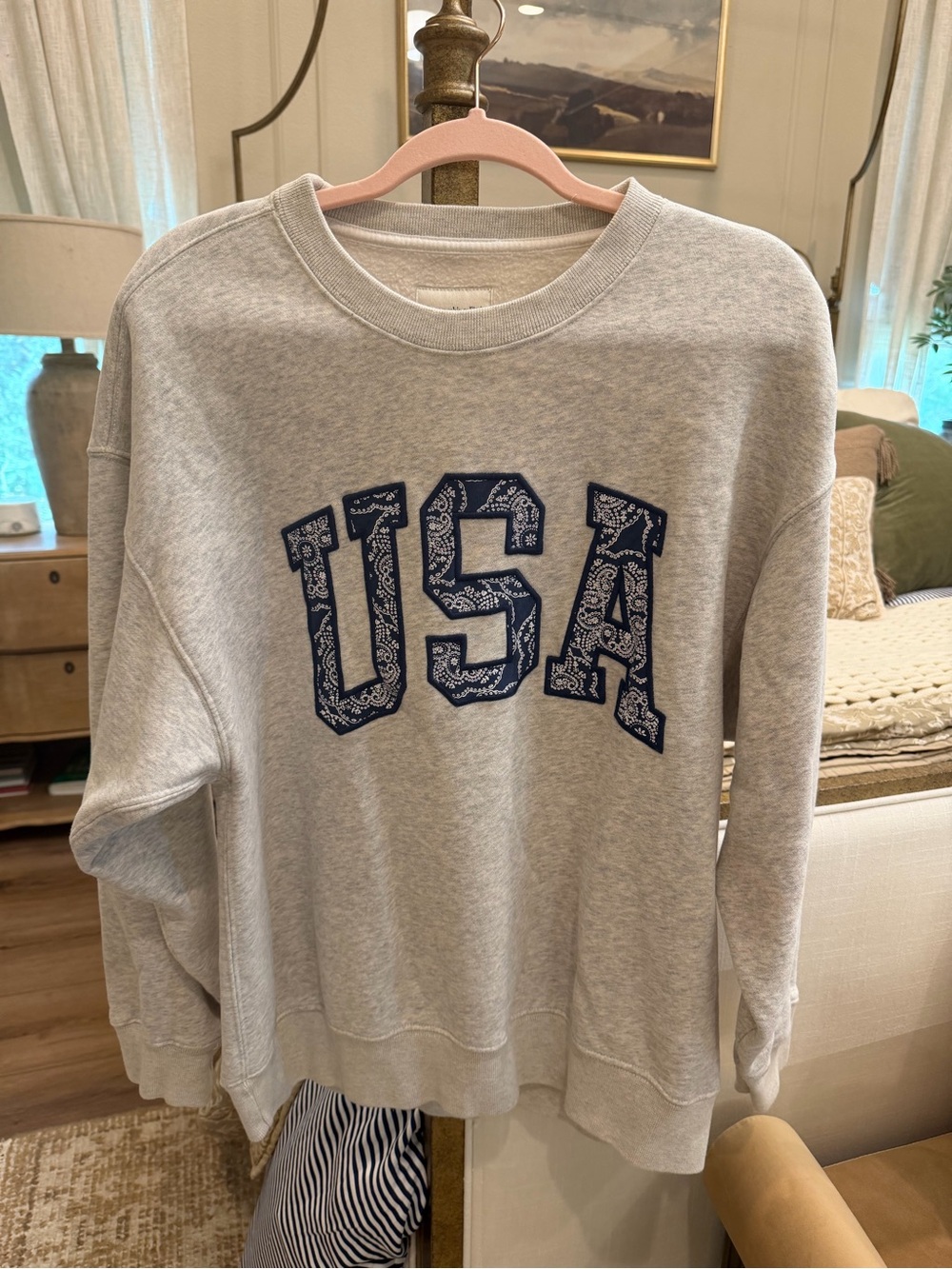 Abercrombie & Fitch Gray Crewneck Sweatshirt with Navy Paisley USA